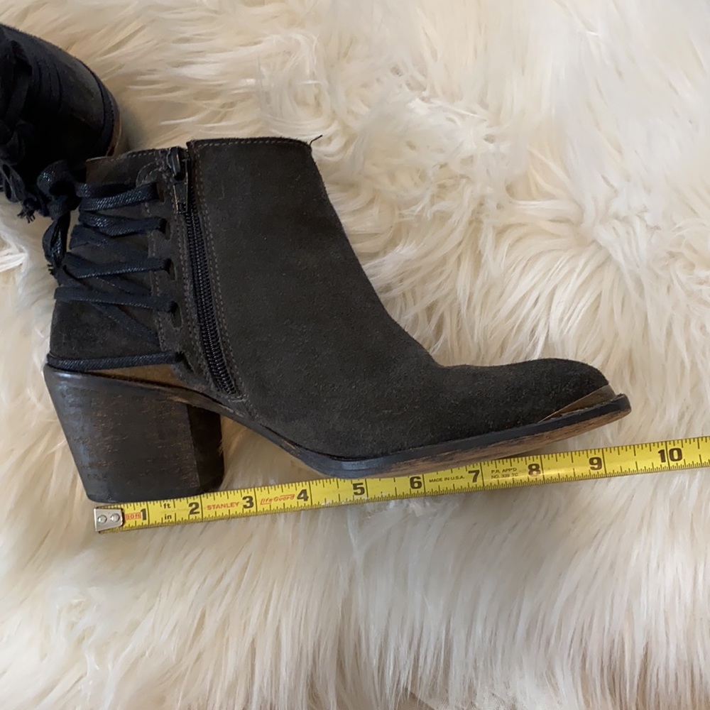 A N T H R O P O L O G I E Sueded Booties - image 8